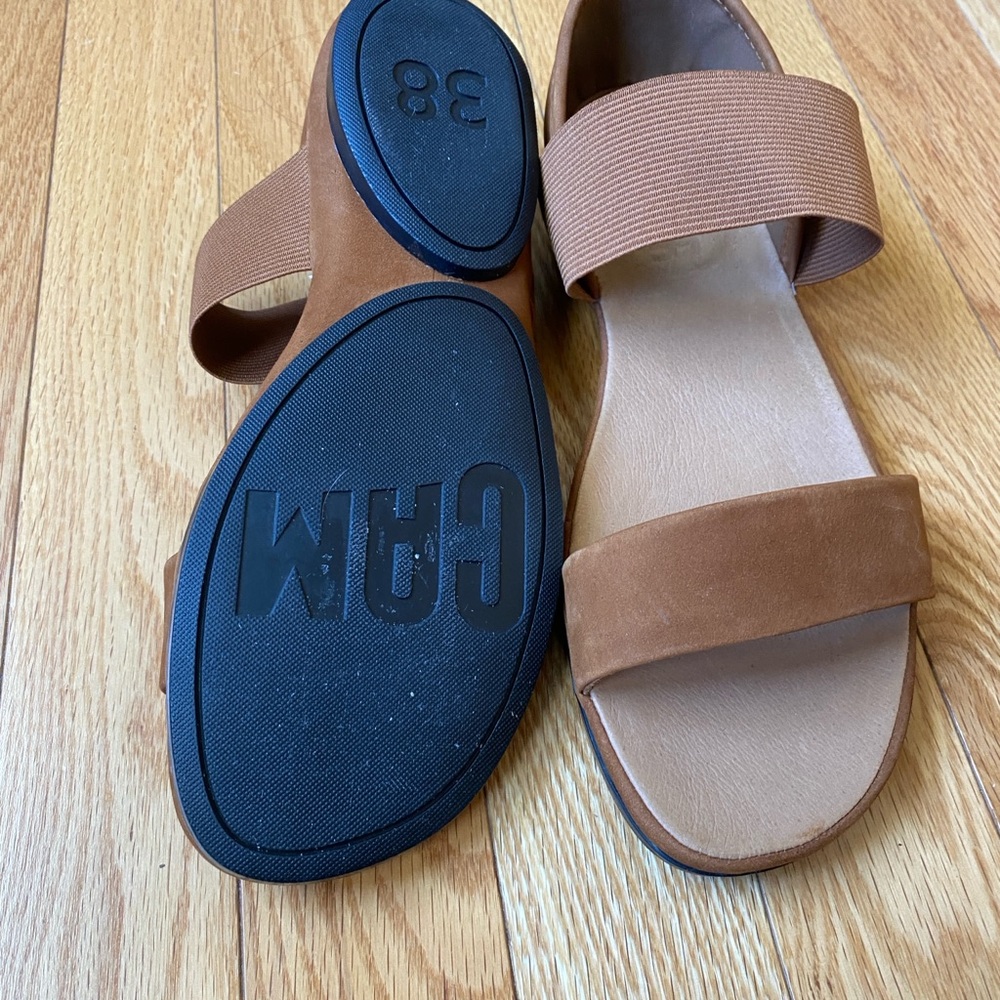 Campers size 38 brand new - Picture 3 of 3